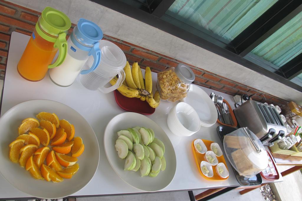 Sweet Dreams Hotell Phetchaburi Exteriör bild