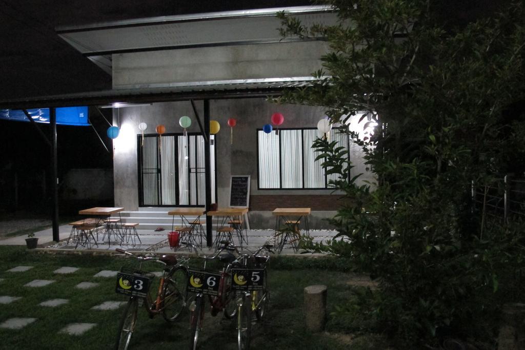 Sweet Dreams Hotell Phetchaburi Exteriör bild